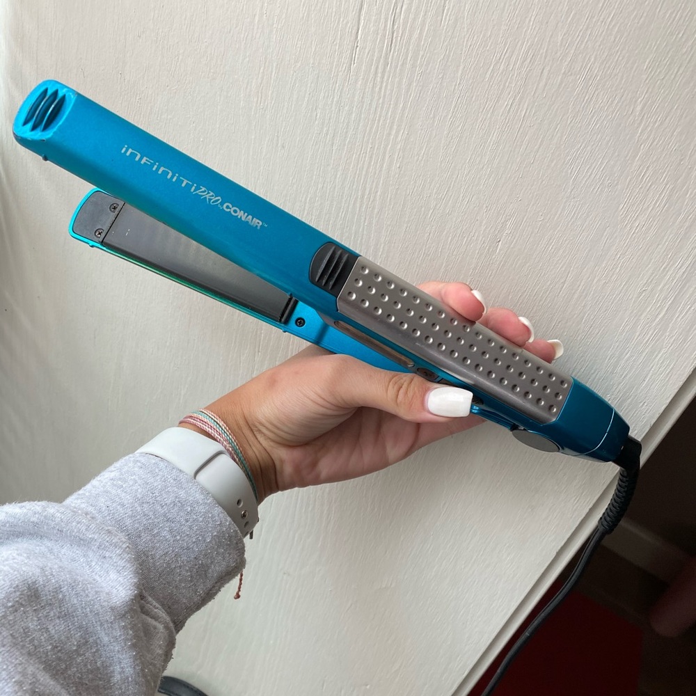 Flat iron